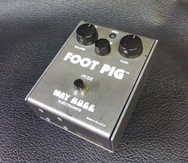 WAY HUGE_FOOT PIG (FUZZ)