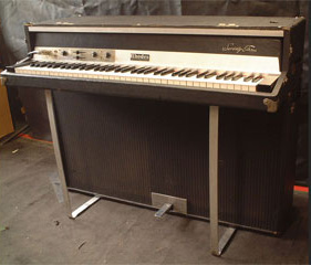 Fender_Rhodes Suitcase