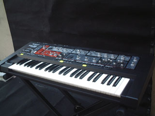 Roland_SH-201