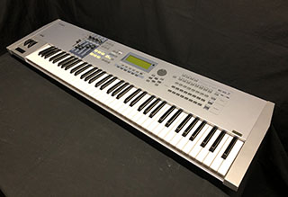 YAMAHA_MOTIF ES8